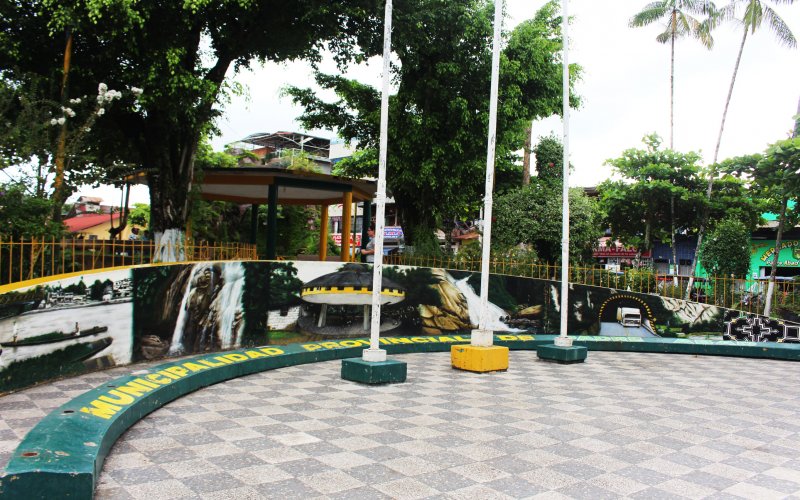 aguaytia plaza